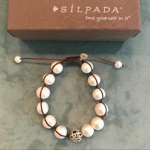 Retired Silpada freshwater pearl bracelet